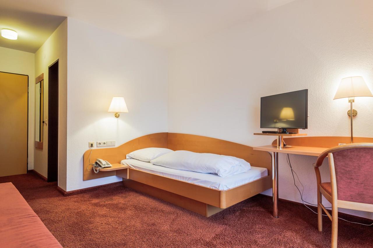 Hotel Schuetzenhof Eitorf Exterior photo