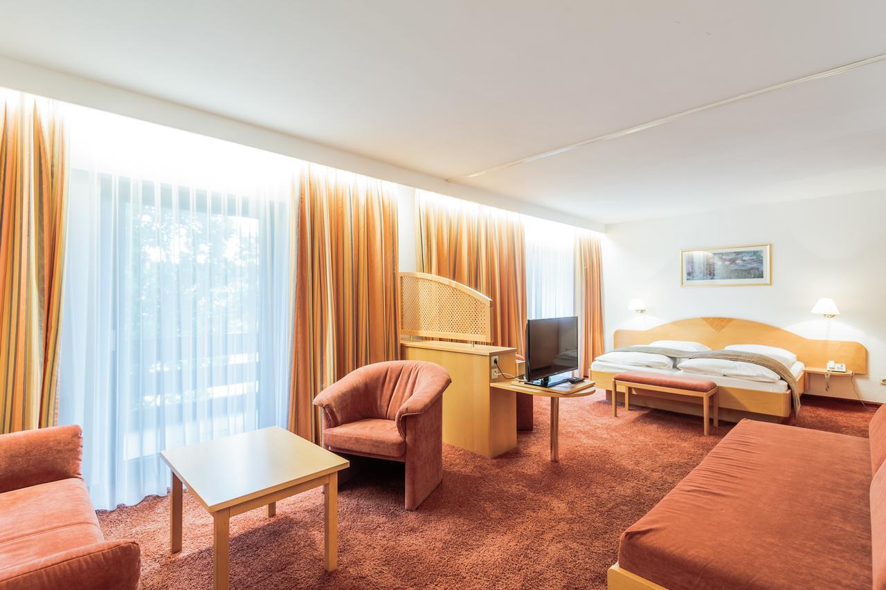 Hotel Schuetzenhof Eitorf Exterior photo