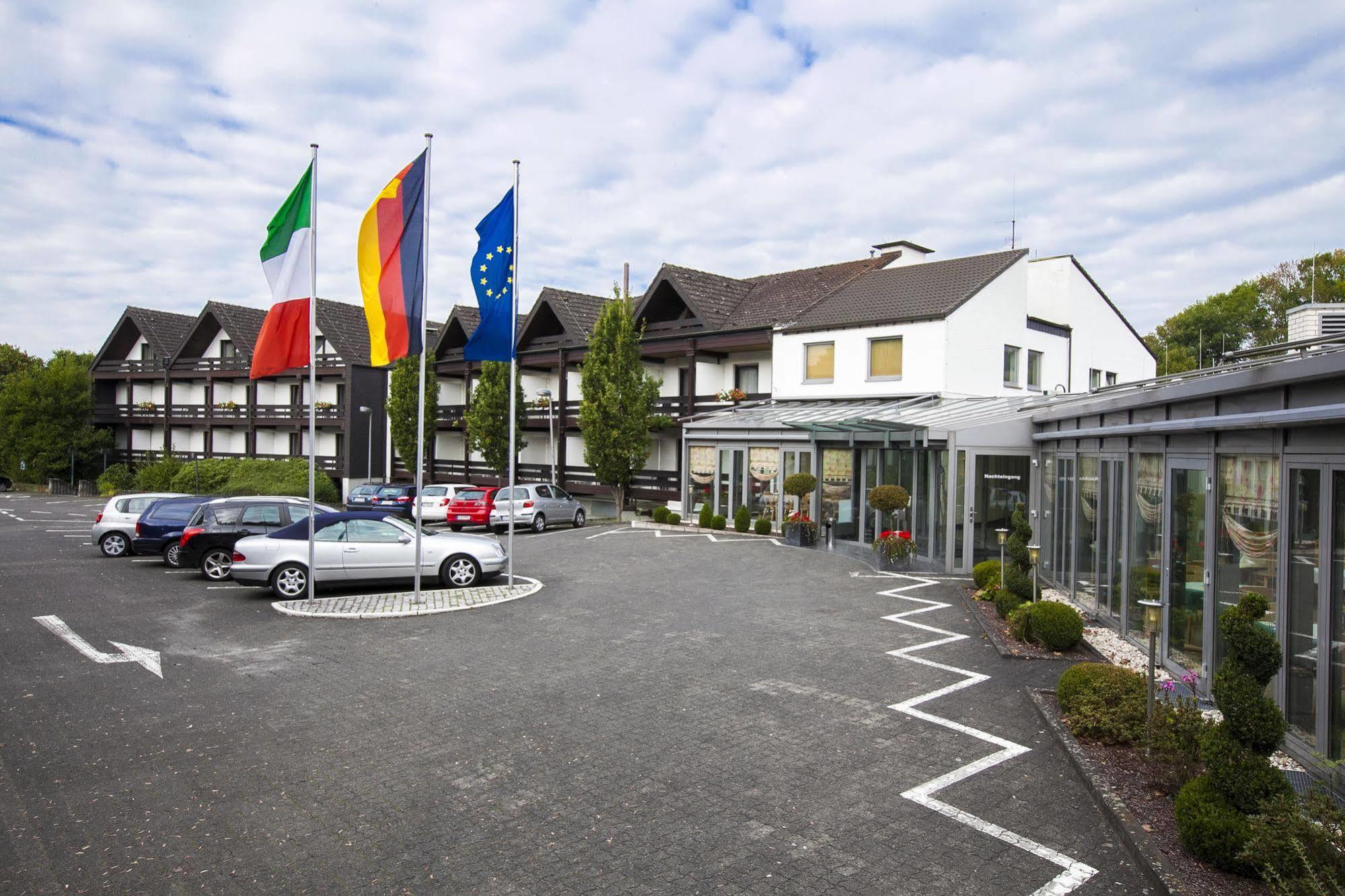 Hotel Schuetzenhof Eitorf Exterior photo